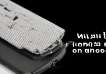 手机绳怎么挂oppo，oppo手机挂绳孔在哪里