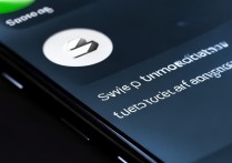 苹果11锁定屏幕上的手电筒和相机怎么打开