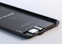 vivox6怎么插sd卡