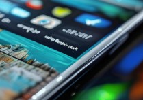 三星怎么把桌面图放大？三星手机桌面图标大小设置方法