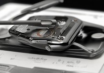 苹果手表拆开后盖需要哪些工具？步骤是怎样的？