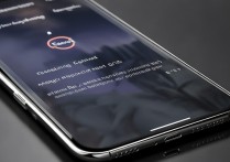 苹果手机充不上电却显示充电，是什么原因导致的？