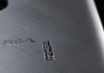 红米Note11后盖是什么材质？耐用吗？手感怎么样？