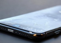 苹果手机彻底无法开机，是什么原因导致的呢？