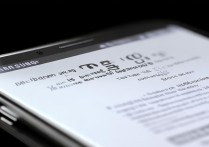 三星手机如何将时间日期显示在屏幕上？