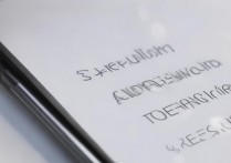 oppoa92s电池容量具体是多少？屏幕分辨率又有多高？