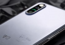 vivoX70t 后盖材质是什么？vivo 手机玻璃后盖有什么优点？
