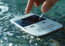 苹果4掉水里听不到说话怎么办？苹果4进水后扬声器失灵恢复方法