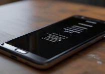 三星手机摔了下黑屏了怎么办啊，摔后黑屏开机有反应吗