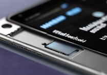 华为荣耀6怎么安内存卡