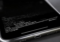 苹果4s一直黑屏怎么办啊，苹果4s突然黑屏打不开怎么回事