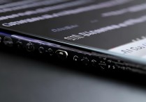 苹果7耳机孔没反应？怎么修复耳机插孔不灵问题？