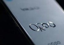 oppo手机怎么屏幕上出现oppo字样