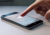 华为荣耀5x通话中如何按按键强制挂断？