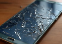 三星A7摔了无法开机怎么办，三星手机摔后黑屏死机修复方法