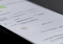 华为手机怎么传视频到电脑/其他手机？没数据线也能传吗？