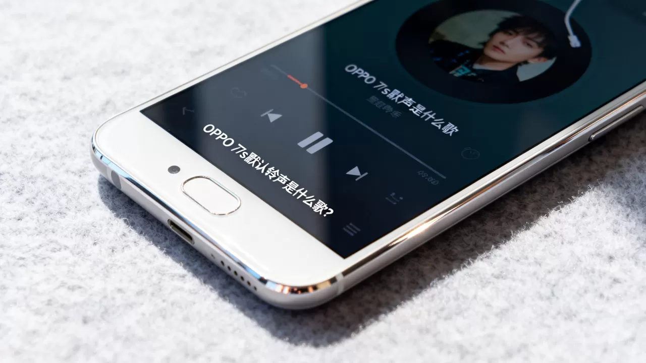 OPPO R7s默认铃声是什么歌？