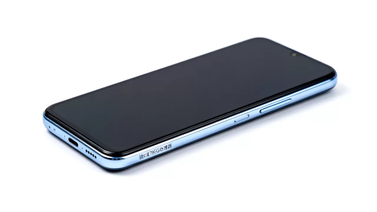 opporeno4se处理器是什么，opporeno4se搭载什么处理器