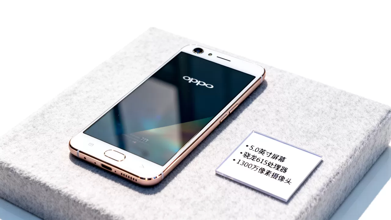 oppoR7T代表什么，oppo r7t手机参数配置及性能评测