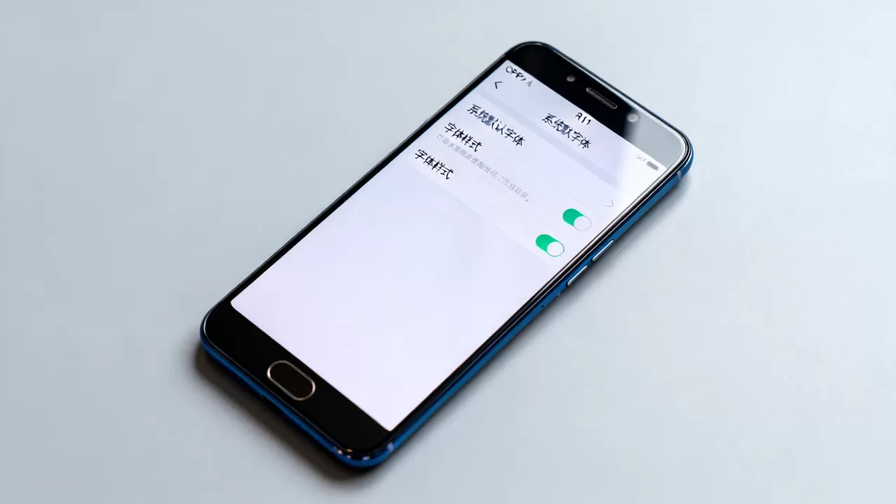 OPPOR11系统什么字体，OPPO手机系统默认字体设置