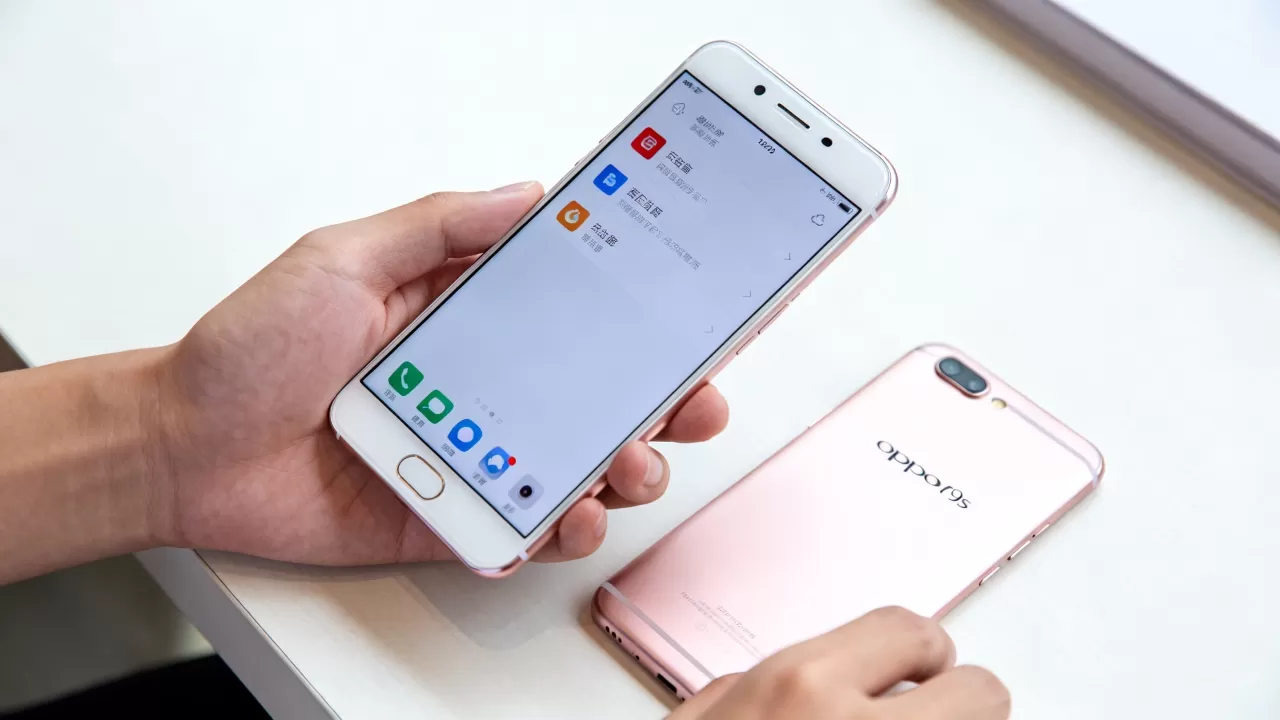 为什么我买的oppo r9s，oppo r9s手机为什么这么卡