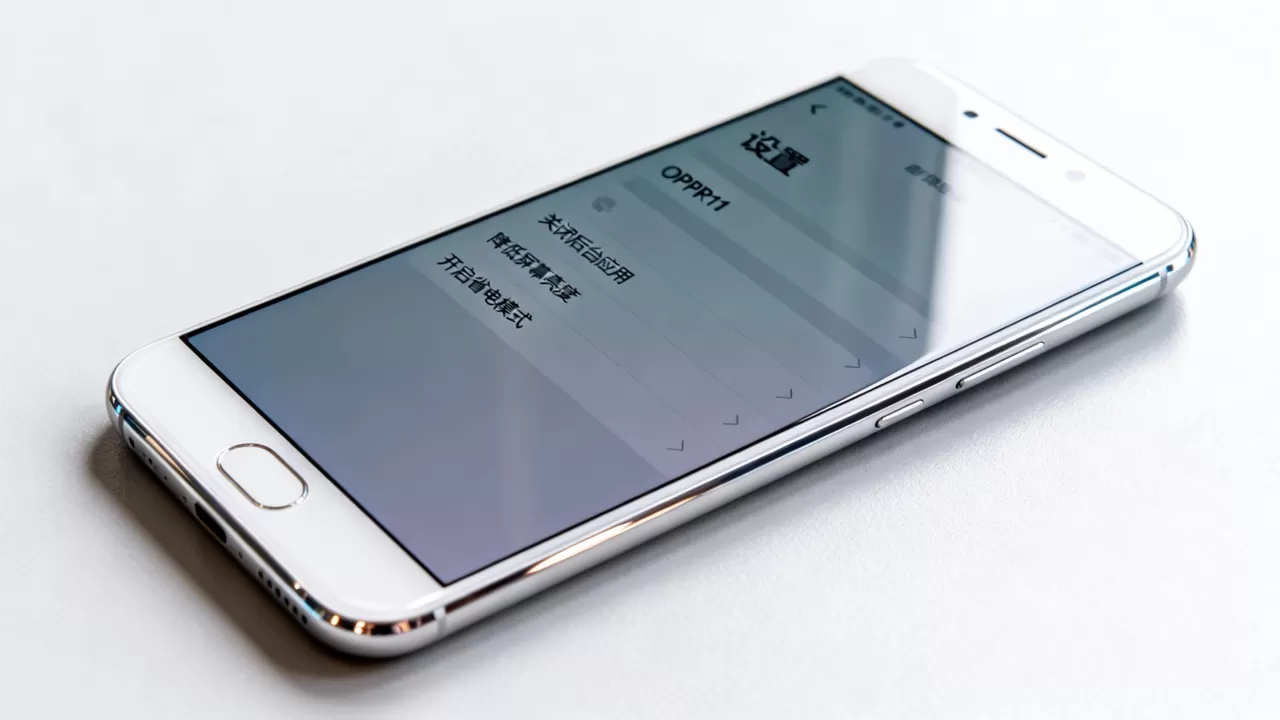 OPPOR11为什么自己跑电，OPPOR11耗电快解决方法