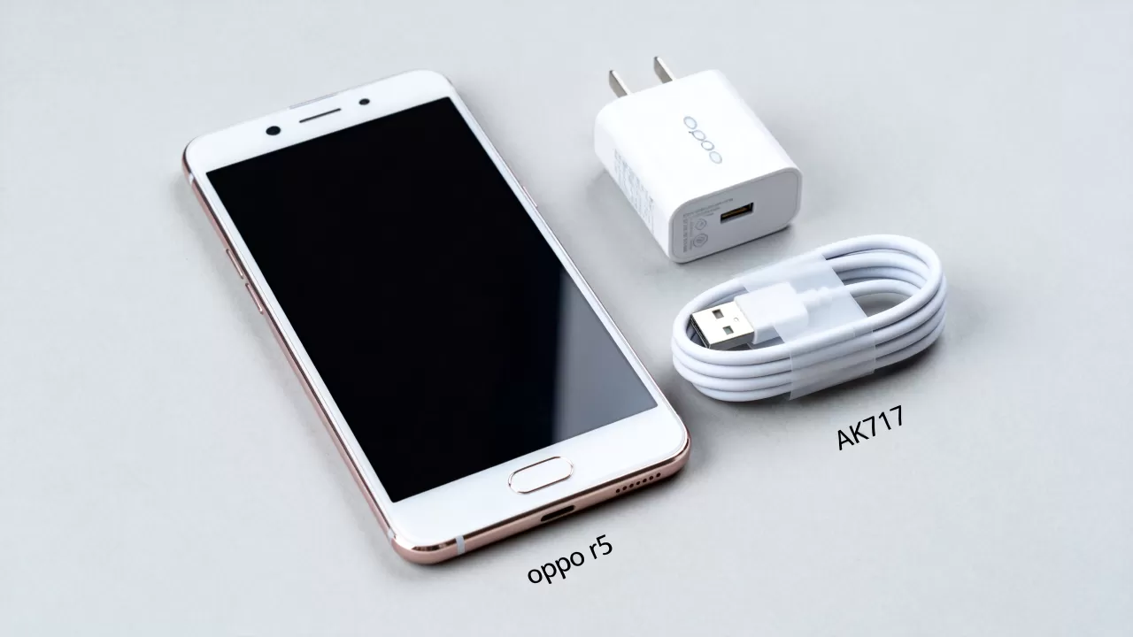 oppo r5原装机带什么，oppo r5原装充电器型号