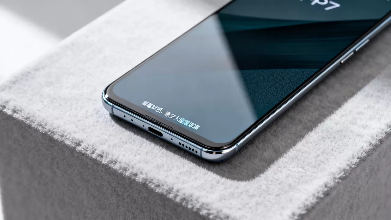 OPPO R7屏幕是什么做的,OPPO R7屏幕材质 OPPO R7屏幕是什么做的,OPPO R7屏幕材质
