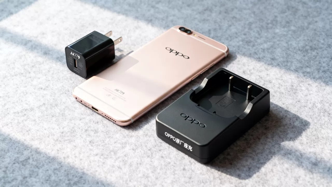 oppor9s用什么座充,OPPO R9s原装充电器型号 oppor9s用什么座充,OPPO R9s原装充电器型号