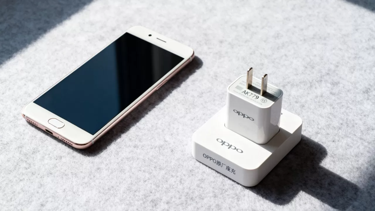 oppor9s用什么座充,OPPO R9s原装充电器型号 oppor9s用什么座充,OPPO R9s原装充电器型号