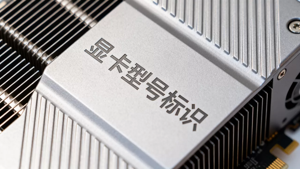 怎么从显卡上看型号，显卡怎么看型号