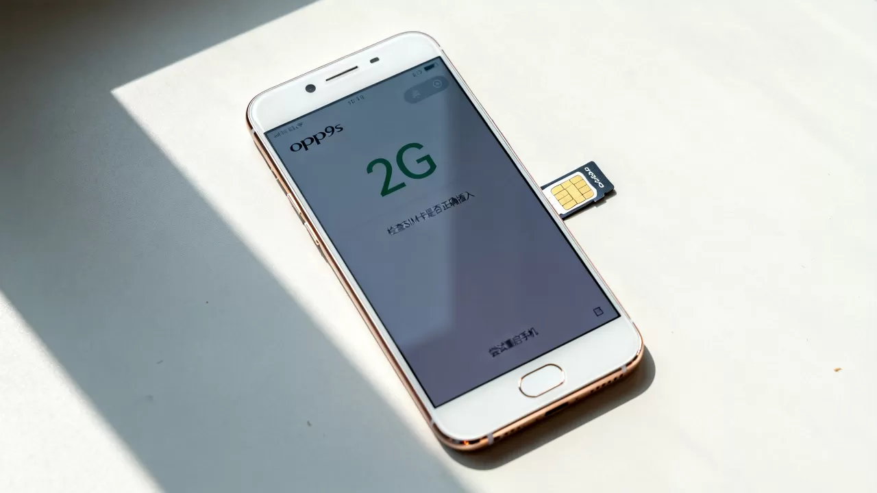 为什么OPPOR9s换卡是2G，手机插卡后显示2G网络怎么解决