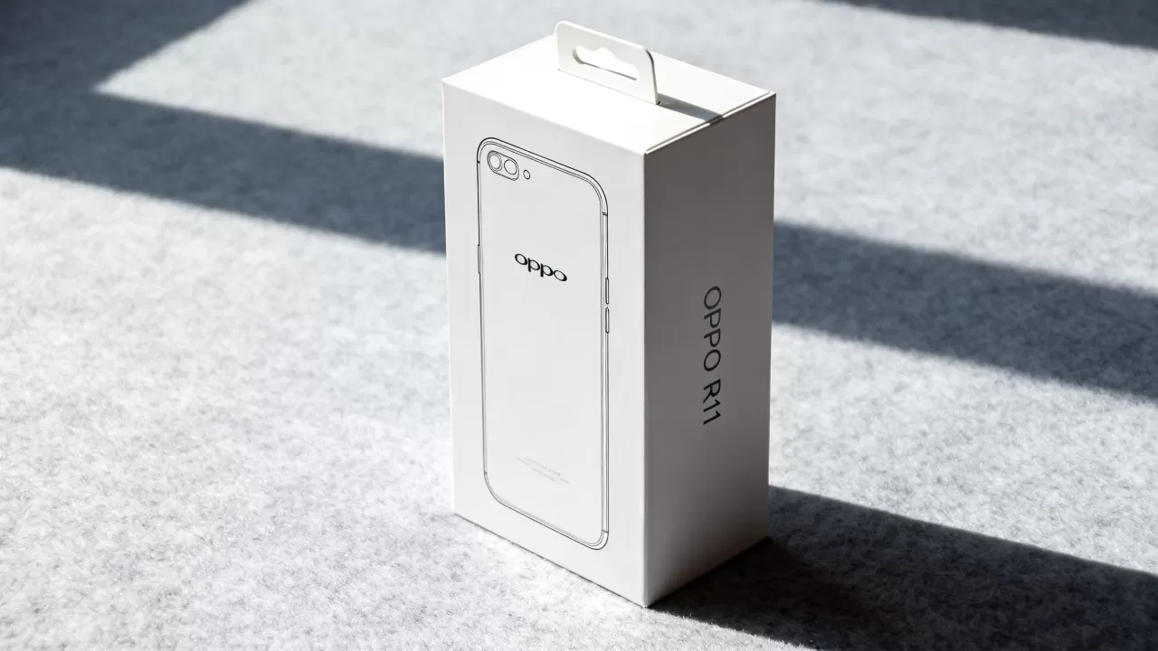 OPPO R11包装什么样,OPPO R11包装盒图片 OPPO R11包装什么样,OPPO R11包装盒图片