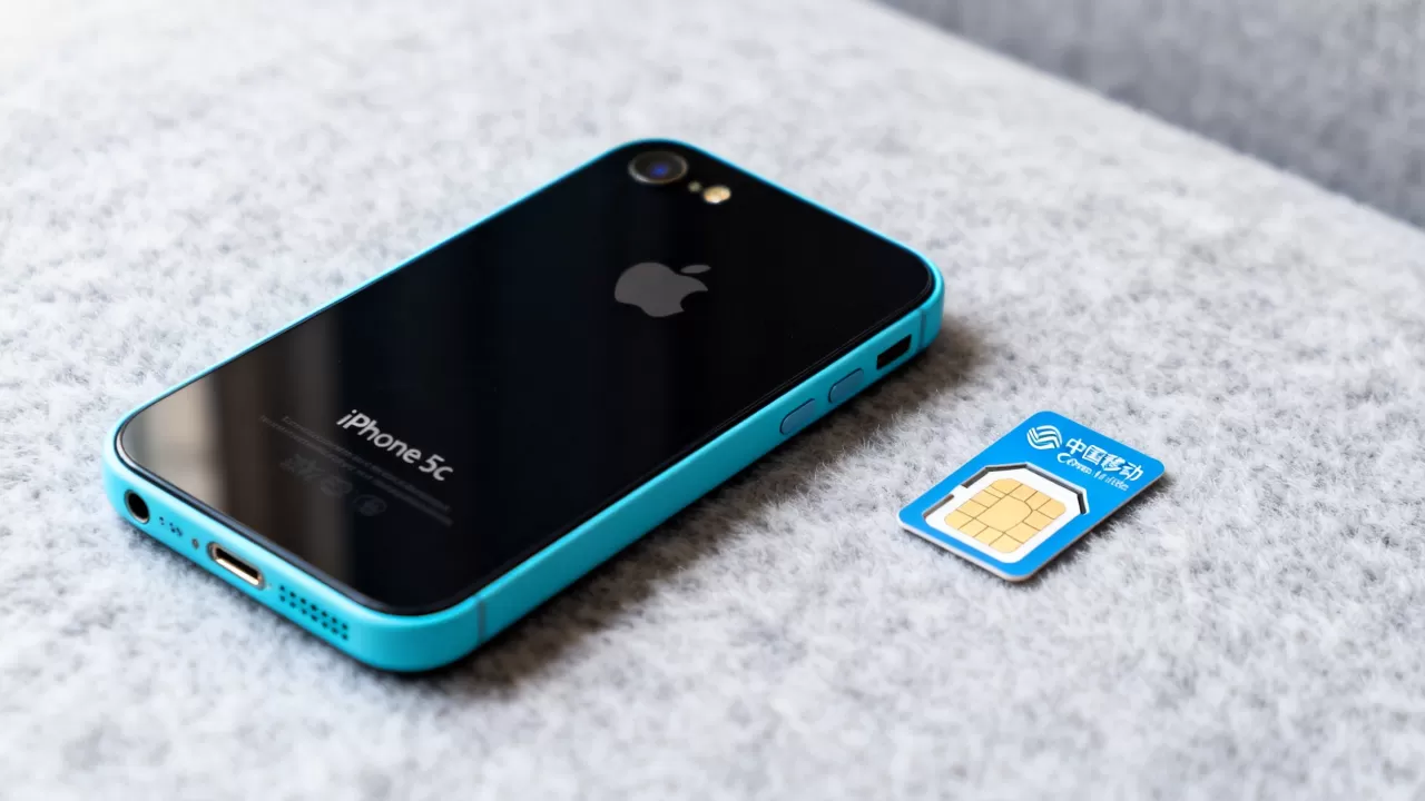 iphone5c能用移动卡吗 iphone5c能用移动卡吗
