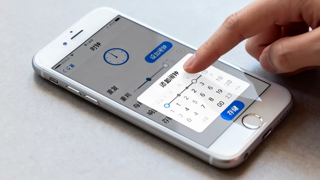iphone 6的闹铃在哪，iphone 6怎么设置闹钟