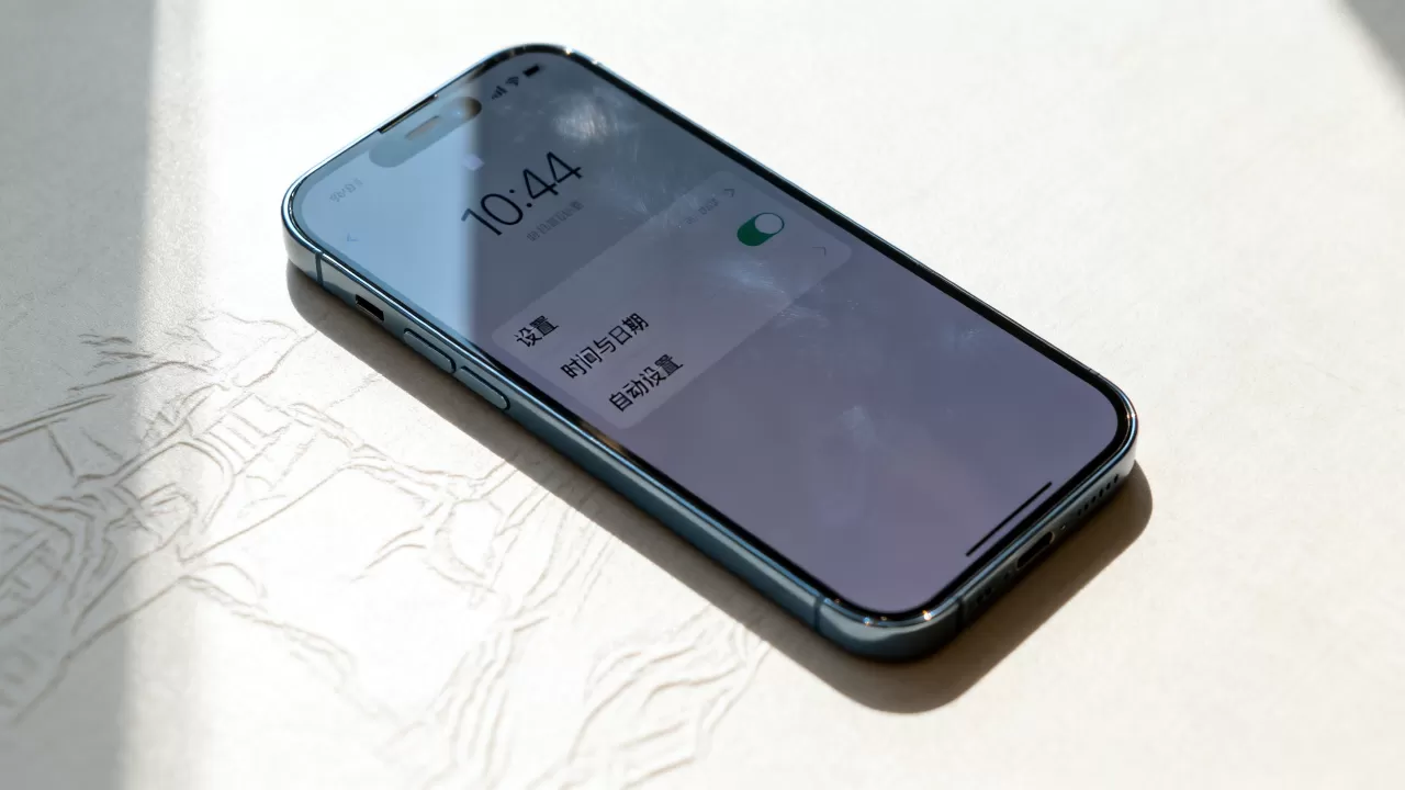 iphone时间变慢怎么回事，iphone时间变慢