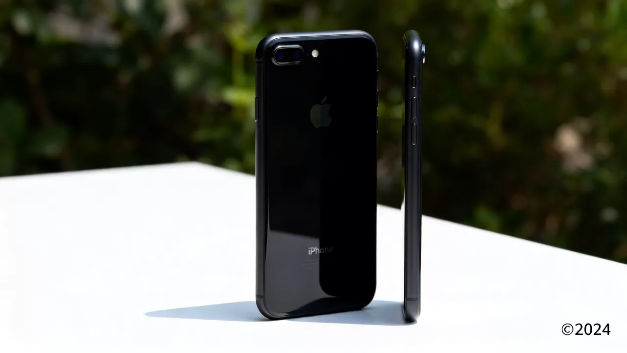 iPhone7高清黑色壁纸怎么找?iPhone7高清黑色壁纸下载,iPhone7黑色壁纸高清大图 iPhone7高清黑色壁纸怎么找?iPhone7高清黑色壁纸下载,iPhone7黑色壁纸高清大图