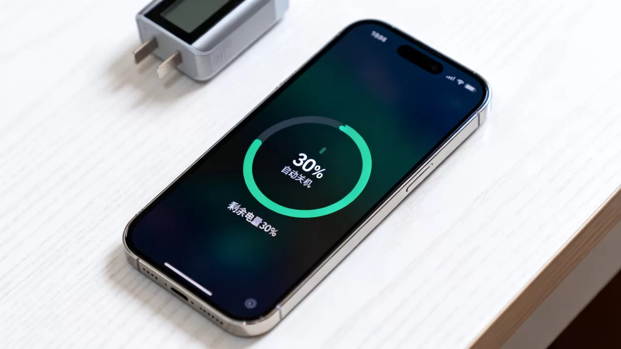 iphone还有电自动关机怎么回事,iphone自动关机原因 iphone还有电自动关机怎么回事,iphone自动关机原因